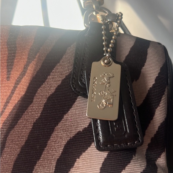 Wild Safari Chic Coach Brown Tan Animal Print  Shoulder Bag - Picture 7 of 11